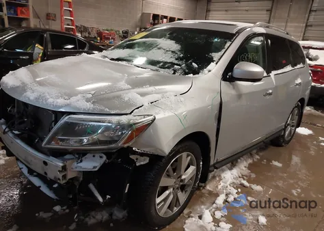 2015 Nissan Pathfinder Platinum from USA, damaged, VIN 5N1AR2MM1FC718825